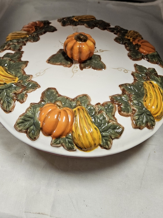 Baum Bros Other - Style-Eyes by Baum Bros. ceramic pumpkin pie plate